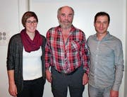 Sie standen im Zentrum der GV des VMC Silenen: das sportliche Aushängeschild Linda Indergand, Jubilar Alfred Epp und Präsident Sandro Da Mocogno. (Bild: PD (Silenen, Dezember 2017))