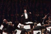 Riccardo Chailly dirigierte gut dosiert zwischen Kontrolle und Freiraum für das Orchester. (Bild: Peter Fischli/Lucerne Festival (11. August 2017))