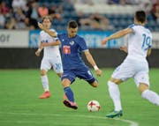 Hier lag man noch im Fahrplan: Tomi Juric markiert das 2:0. (Bild: Dominik Wunderli (Luzern, 20. Juli 2017))