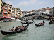 Zwei kleinere italienische Banken aus der Region Veneto stehen vor dem Aus. (Symbolbild von Venedig) (Bild: KEYSTONE/EPA MTI/ZSOLT CZEGLEDI)