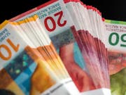 Bereits im Umlauf sind die Zehner-, Zwanziger- und Fünfzigernote der neunten Banknotenserie. Im August folgt die neue 200er Note.(Archiv) (Bild: Keystone/TI-PRESS/GABRIELE PUTZU)