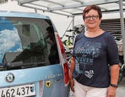 Ursi Gisler macht ihre Urner Herkunft auch am Auto deutlich. (Bild: Carmen Epp (Altdorf, 23. August 2017))