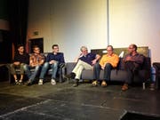 Gemütliche Atmosphäre und angeregte Gespräche im Juko-Pavillon in Sarnen: Lukas Ettlin, Severin Wallimann, Sepp Lussner, Erich Ettlin, Dominik Rohrer, Christoph Amstad (von links). (Bild Flavia Niederberger)