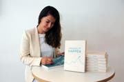 Dominique Gisin veröffentliche ihr Buch «Making It Happen». (Bild: Philipp Unterschütz / Neue OZ)