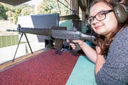 Die Schützenkönigin am diesjährigen Knabenschiessen kommt aus Meilen und heisst Maria Grieser. (Bild: Keystone / Dominic Steinmann)