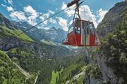 Seilbähnli, wie jenes auf die Sittlisalp, sind ein gutes Mittel, um zu spannenden Angeboten zu gelangen. (Bild: Beat Brechbühl)