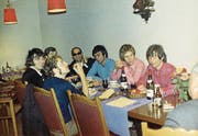 1968: Vonwyl (mit Sonnenbrille) und Manfred Mann samt Band. (Bild: PD)