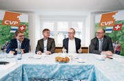 Drei Könige und vier CVP-Politiker (von links): Beat Villiger, Thomas Meierhans, Pirmin Frei und Martin Pfister im Hotel Ochsen. (Bild: Stefan Kaiser (Zug, 6. Januar 2018))