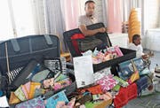 Am Flüchtlingstag präsentierten Menschen, die auf der Suche nach einer neuen Heimat sind, ihre vielfältigen und selber hergestellten Waren. (Bild: Paul Gwerder (Altdorf, 17. Juni 2017))