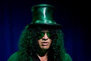 Slash, der ehemalige Gitarrist, der Band Guns N' Roses. (Bild: EPA/ Balazs Mohai)