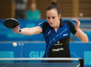 Céline Reust mit voller Konzentration auf den kleinen Ball, um am Ende des Ballwechsels jubeln zu können.Bild: PD