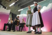 Die Geschwister Silvia und Annemarie Rymann sorgten für einen Höhepunkt bei den freien Vorträgen. (Bild André A. Niederberger)