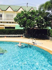 Walter Muhmenthaler geniesst in Thailand sein Leben als Pensionär. (Bilder PD)