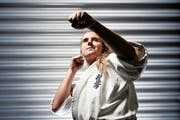 Obschon eine Einzelkämpferin, schätzt Michelle Steiner den Zusammenhalt in der Karategemeinschaft. (Bild Stefan Kaiser)