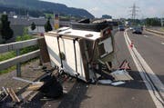 In diesem Anhänger befanden sich die Tiere. (Bild: Zuger Polizei)