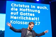 Der Initiator der «Explo» Andreas Boppart spricht in der Messehalle Luzern. (Bild: Philipp Schmidli / Neue LZ)