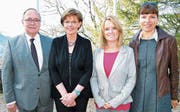 Sie feierten das Jubiläum (von links): Samuel Schmid, Präsident Winterhilfe Schweiz und alt Bundesrat, Präsidentin Lisbeth Gabriel, Cindy Bigler, neue Geschäftsleiterin, und Monika Stampfli, Winterhilfe Schweiz. (Bild: Franz Odermatt (Maria-Rickenbach, 19. Oktober 2017))