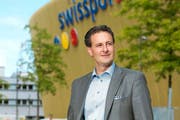 Der neue Präsident der FCL Holding AG hat schon in der Swissporarena Einzug gehalten: Philipp Studhalter. (Bild: Dominik Wunderli / Neue LZ)