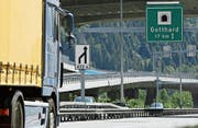 Vom Bau der zweiten Gotthardröhre könnten auch Urner Bauunternehmen profitieren. (Bild: Urs Flüeler/Keystone (Göschenen, 2008))