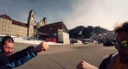Einige Aufnahmen entstanden vor dem Kloster. (Bild: Hotcup-produktion)