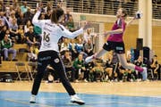 Zeigte eine starke Leistung: die vierfache Torschützin Laura Calchini, hier beim Sprungwurf. (Bild: Philipp Schmidli (Nottwil, 17. März 2018))