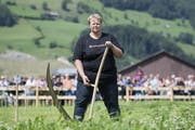 Impresssionen von der EM im Handmähen in Ingenbohl. (Bild: Keystone)