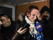 Kurz davor, am "abgründigen Hass" in ihrem Land, der Türkei, zu zerbrechen, wie sie sagt: Asli Erdogan am 29. Dezember 2016, nach ihrer Entlassung aus der Untersuchungshaft. (Bild: KEYSTONE/AP)
