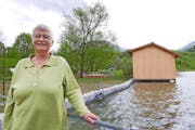 Seit 25 Jahren sorgt Maya Tramonti beim Seelisberger Seeli für Ordnung und bewirtet die Gäste. (Bild: PD)