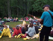 Die Teilnehmer des zweiwöchigen Lagers der Blauring Altdorf im Kanton Graubünden verbrachten viel Zeit in der Natur und betätigten sich auch musikalisch. (Bilder: PD (Vuorz, Juli 2017))