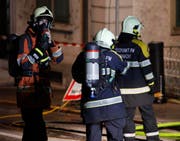 Atemschutz-Spezialisten nach ihrem Einsatz. (Bild: Geri Holdener)