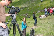 Die Filmcrew bei den Dreharbeiten auf der Melchsee-Frutt. (Bild Marion Wannemacher)