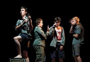 Dieses Jahr bleibt der Vorhang zu im Kollegitheater Stans. Im Bild eine Szene aus dem Stück «Lysistrata» von 2014. (Bild Corinne Glanzmann)