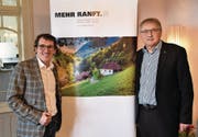 Beat Hug (links) und Franz Enderli vom Trägerverein «600 Jahre Niklaus von Flüe». (Bild: Romano Cuonz (Flüeli-Ranft, 15. November 2017))