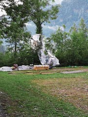 Der vom Unwetter verwüstete Pfadi-Lagerplatz in Giswil nach der Evakuierung. (Bild: PD)