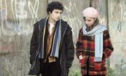 Paul Dédalus (Quentin Dolmaire) mit seiner Muse Esther (Lou Roy-Lecollinet). (Bild: PD / frame.ch)