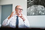 Regierungsrat Martin Pfister beim Interview in seinem Büro. (Bild: Stefan Kaiser (Zug, 27. September 2017))