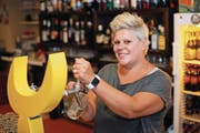 Manuela Hauger ist die neue Pächterin des «Buena Vista» mitten in Altdorf. (Bild: Florian Arnold (Altdorf, 1. September 2017))