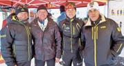 Fachhändler und Experten betreuten die Langläufer in Unterschächen. Von links: Dani Niederberger, Wisi Marty, Steve Gisler und Giachem Guidon. (Bild: Josef Mulle (Unterschächen, 8. Dezember 2017))