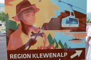 Ab Juli wirbt diese Tafel an der Autobahn für die Ferienregion Klewenalp. (Bild: Christoph Näpflin (Buochs, 24. Juni 2017))
