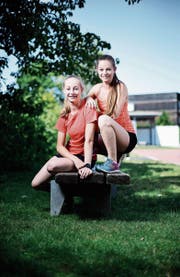 Simone (links) und Joëlle Waser wissen, was sie wollen. (Bild: Stefan Kaiser (Hünenberg, 15. Juni 2017))