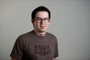 Auch heute ist er erfolgreich: Claudio Fölmli arbeitet nun als Elektroingenieur in Dierikon. (Bild: Corinne Glanzmann / Neue NZ)