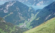 Die schöne Aussicht stimmt mit den guten Resultaten der verschiedenen Gemeinden in Isenthal überein. (Bild: Mary Leibundgut (August 2016))