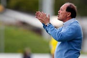 Holte mit dem FC Aarau fünf Punkte aus fünf Spielen und ist überzeugt, den Ligaerhalt zu schaffen: Trainer Raimondo Ponte. (Bild: Freshfocus/Christian Boss)
