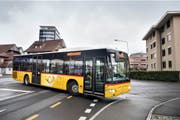 Beim Hansmatt-Quartier muss das Postauto wenden. Bild: Corinne Glanzmann (Stans, 11. Oktober 2016)