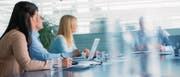 Machtspiele im Büro: Positionskämpfe mit potenziellen Rivalen werden kaum je mit offenem Visier geführt. (Bild: Getty)