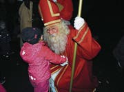 Schon die Allerkleinsten haben Wünsche an den Samichlaus. (Bild: Rosmarie Berlinger (Oberdorf, 29. November 2017))