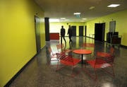 Würden weniger SchülerInnen und Schüler die kanti besuchen? Blick in Kantonsschule Sarnen. (Bild: (Neue NZ) (Neue Obwaldner Zeitung))