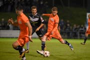 Yannick Rapelli vom FC Schötz mit einem Schuss aufs Tor. (Bild: Daniela Frutiger / freshfocus)