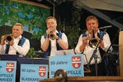 Die Blaskapellen-Solisten Pius Baumgartner und Tobias Käslin. (Bild: Rosmarie Berlinger (Klewenalp, 13. Juli 2017))