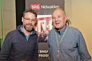 Präsident Richi Odermatt (rechts) mit Nik Hartmann. (Bild: Romano Cuonz (Stans, 22. November 2017))